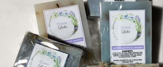 Sapone naturale artigianale alla lavanda color blu